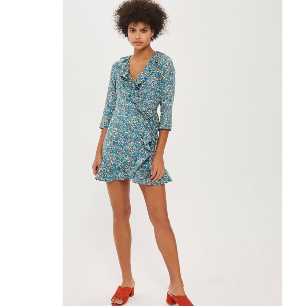 Topshop Wrap floral dress Sz 10
